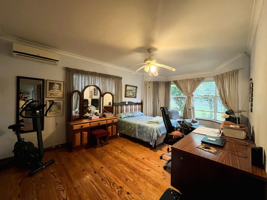 5 Bedroom Property for Sale in Vanes Estate Eastern Cape
